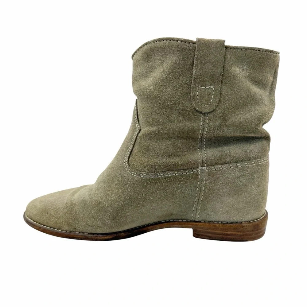 Isabel Marant effortlessly blending